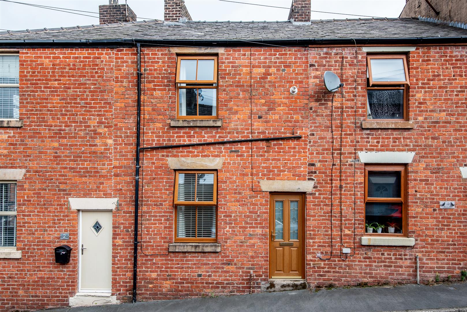 2 bed property in Meadow Street, Chorley